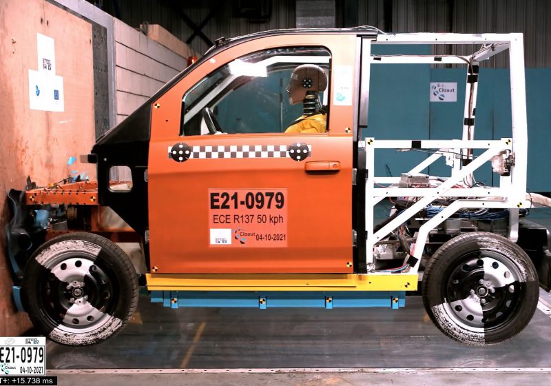 Vehicle crash test